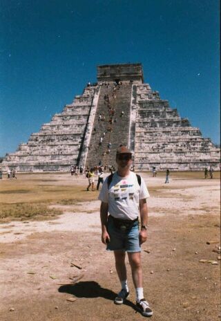Chichen Itza MayaPiramide Mexico 1998 -Martin